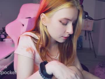 webcam girl pocketrocket_ image #1150184