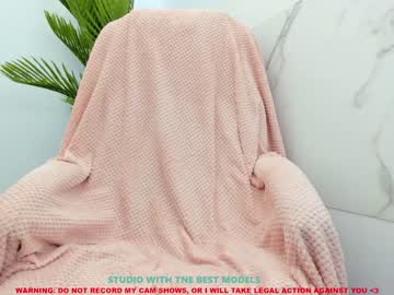 webcam girl shy_july image #1695679