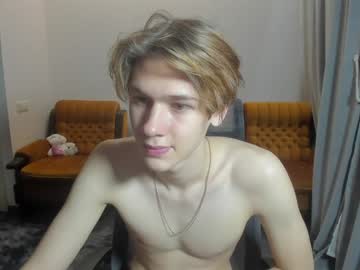 webcam man 0verlandd image #8163329