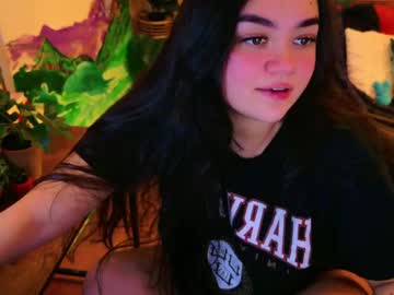 webcam girl annatigarr image #8321408