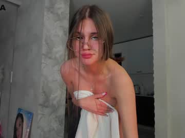 webcam girl mia_devill image #3689850
