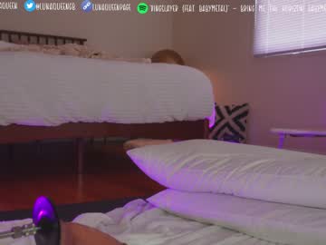 webcam girl lunaqueeeen image #4580228