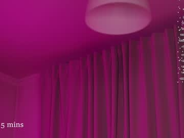 webcam girl holliwould_ image #7161562