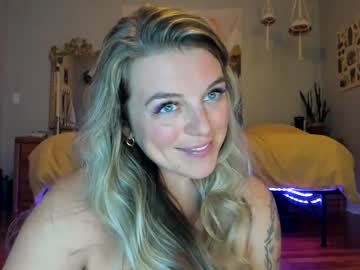 webcam girl bumble_bees45 image #5238596