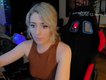 webcam girl kimilee22 image #5443656