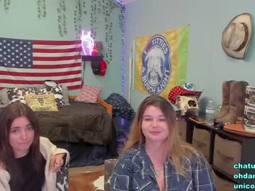 webcam couple xoxo_caroline image #2583519