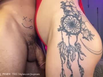 webcam couple jinxy_moans image #5805631