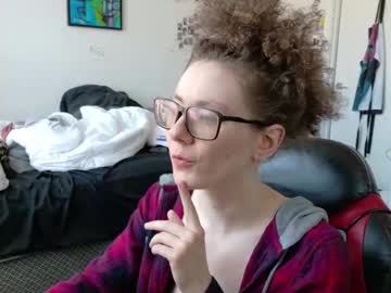 webcam girl gomoreup image #8977749