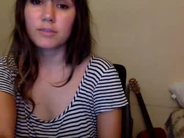webcam girl ericarae91 image #2144943