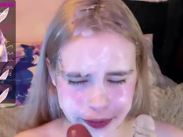 webcam girl nyakawaii69 image #3733956