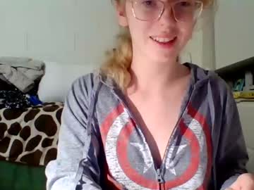webcam girl blonde_katie image #6260231