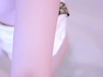 webcam girl runesy image #2088302