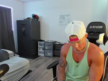 webcam couple cowsgomoo101 image #2474766