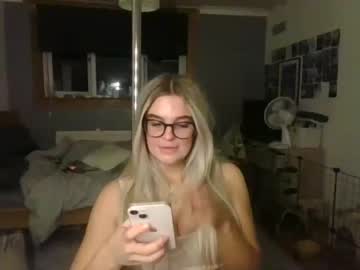 webcam girl babyadrianna image #2897270