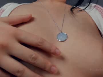 webcam girl hinatabroks image #8197405