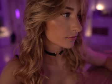 webcam girl hannahjames710 image #4511471