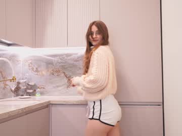 webcam girl dream_beam image #8600044