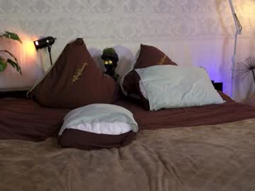 webcam girl ella_knockers_xl image #7453291
