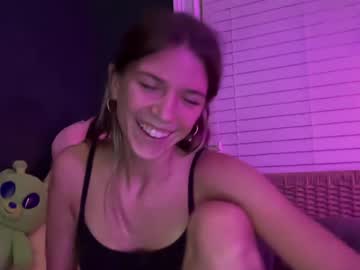 webcam girl oliviahansleyy image #8021227
