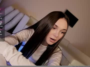 webcam girl hollyextra image #7618514