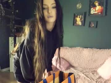 webcam girl bmwm5f90 image #8997780