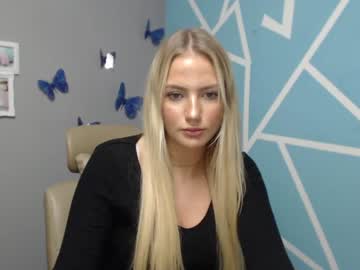 webcam girl tall_zori image #1293034