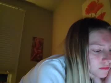 webcam girl ellenglow69 image #6810950
