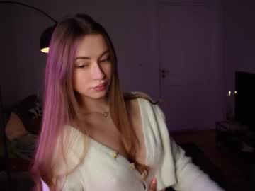 webcam girl strawberryjamx image #3162612