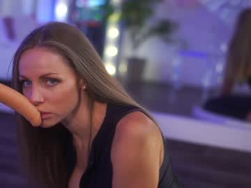 webcam girl eva_fashionista image #5620476