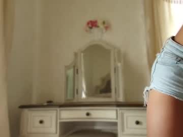 webcam girl littlegreekflower image #7343155