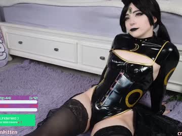 webcam girl crimsonkitten image #8202948