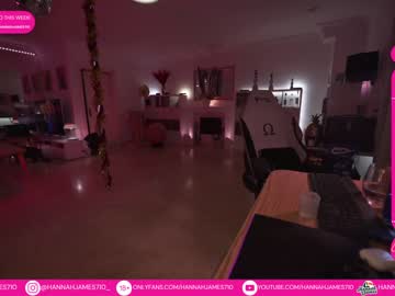 webcam girl hannahjames710 image #3442625