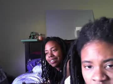 webcam couple theemisters image #4149104