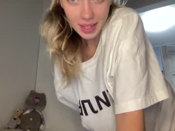 webcam girl angel_from_sky image #5334440