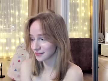 webcam girl happiness_s image #5911390