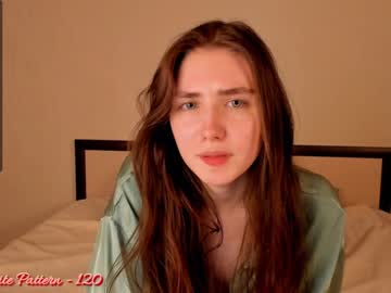 webcam girl saintlyn image #3199125