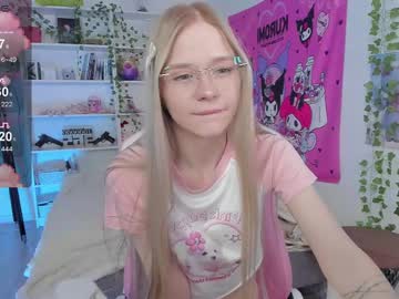 webcam girl miliameow image #8887130