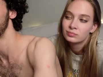 webcam couple peachcreamcouple image #9634183