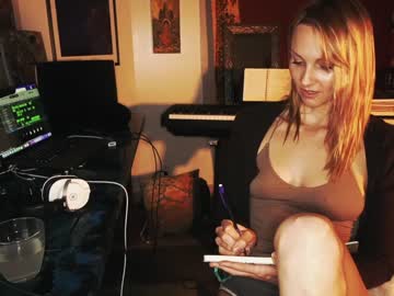 webcam girl kaileeshy image #644109