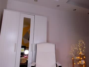 webcam girl roxy_blue_eyed_ image #6912366