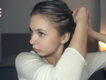 webcam girl mildredgarrett image #8671115