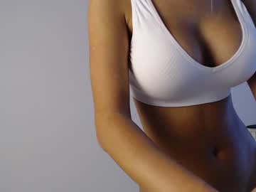 webcam girl trixie_taylor image #4898200