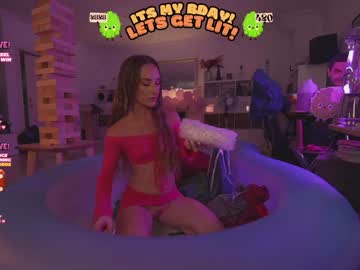 webcam girl hannahjames710 image #7398828