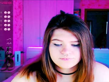 webcam girl _sofaluv_ image #2190552