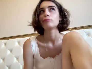 webcam girl crown_of_vice01 image #2436514