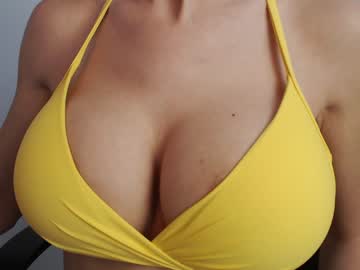 webcam girl eat_mee_out image #2075186