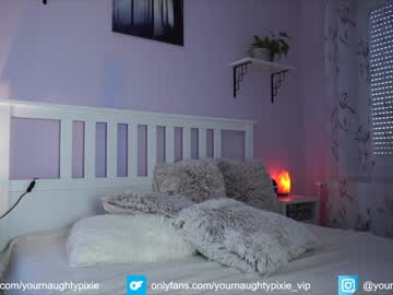 webcam girl yournaughtypixie image #2448299