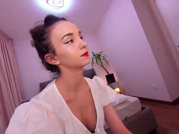 webcam girl ehotlovea image #9074097