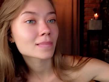 webcam girl diora_babe image #7363810