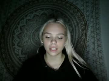 webcam girl cindyloulou1 image #5912844